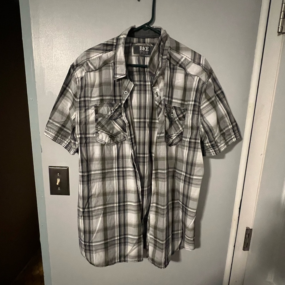 Short sleeve BKE button down shirt XXL